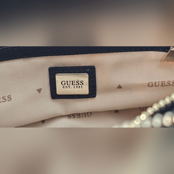 GUESS Noelle triple compartment faux-leather women's small crossbody bag - Black - Picture 10 of 13